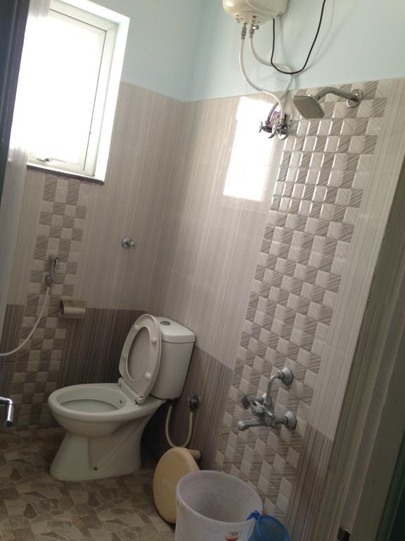 Oyo 4355 Goodland Inn Ченнаї Екстер'єр фото